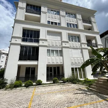 Apartament Konyaalti Sarisu 3+1 Dubleks Antalya